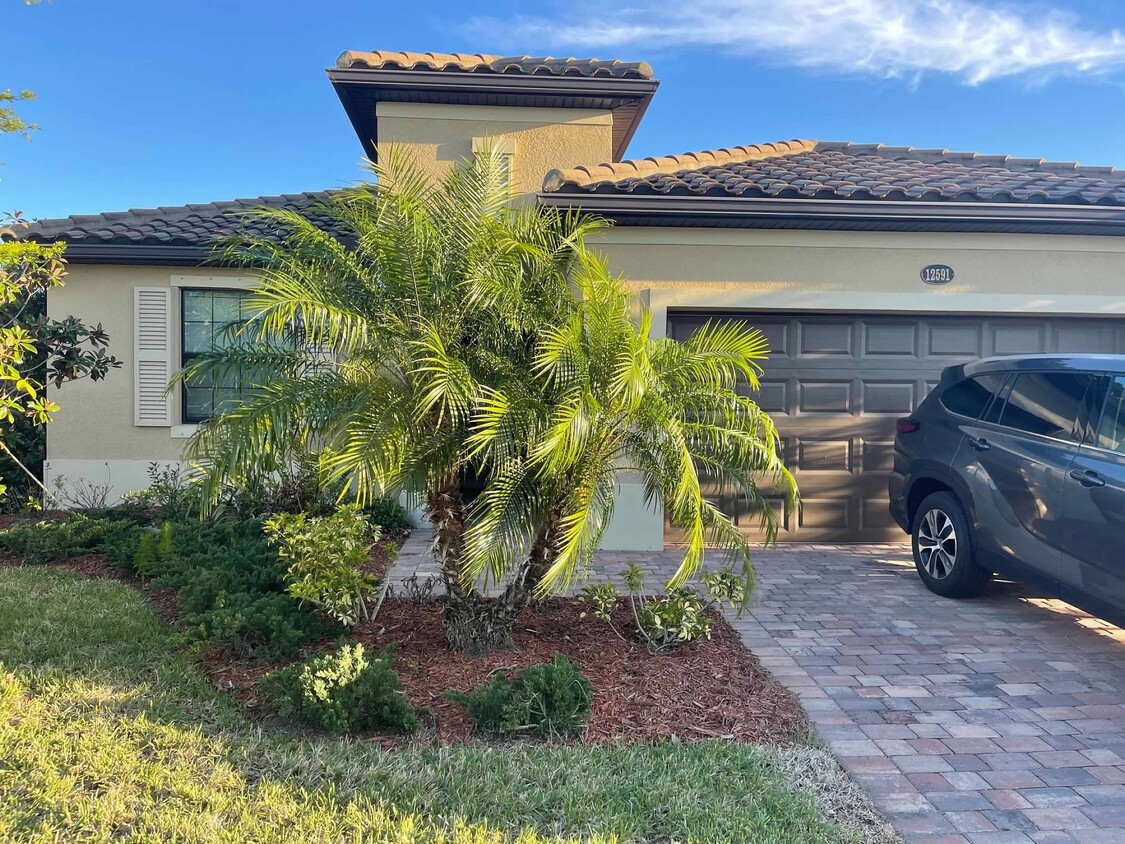 Primary Photo - 12591 Cinqueterre Dr