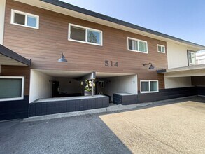 Building Photo - 514 W Huntington Dr