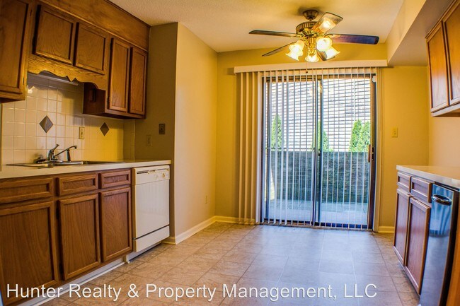 Building Photo - 5367 Heathcote Dr