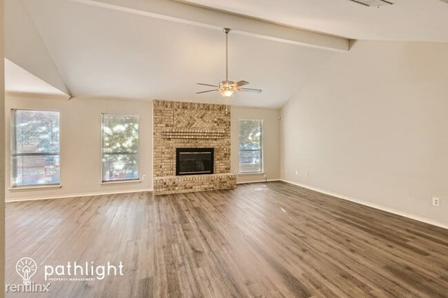 Foto del edificio - 3 br, 2 bath House - 309 SW Alsbury Blvd UNIT