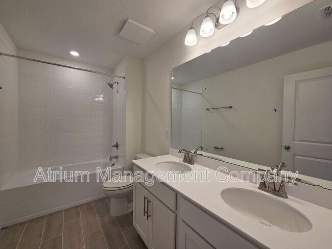 Foto del edificio - 5430 Catmint Dr