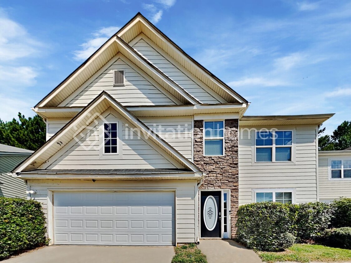Primary Photo - 4536 Parkway Cir