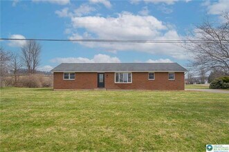 Building Photo - 10108 Dietrich Rd