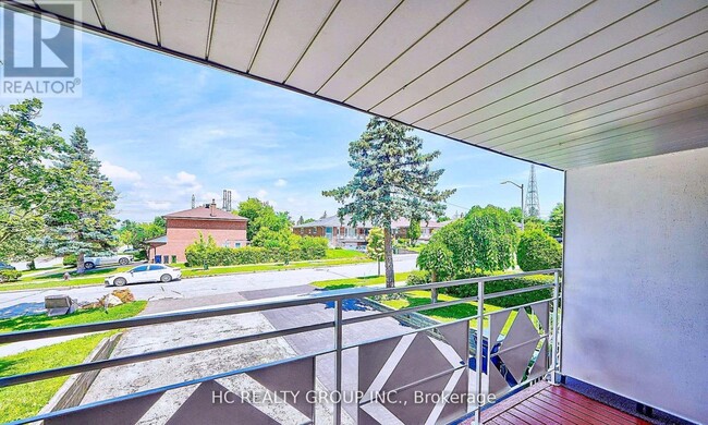 Building Photo - 20 Greyhound Dr