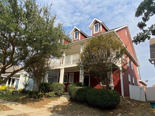 Foto del edificio - 9895 Cedarcrest Dr