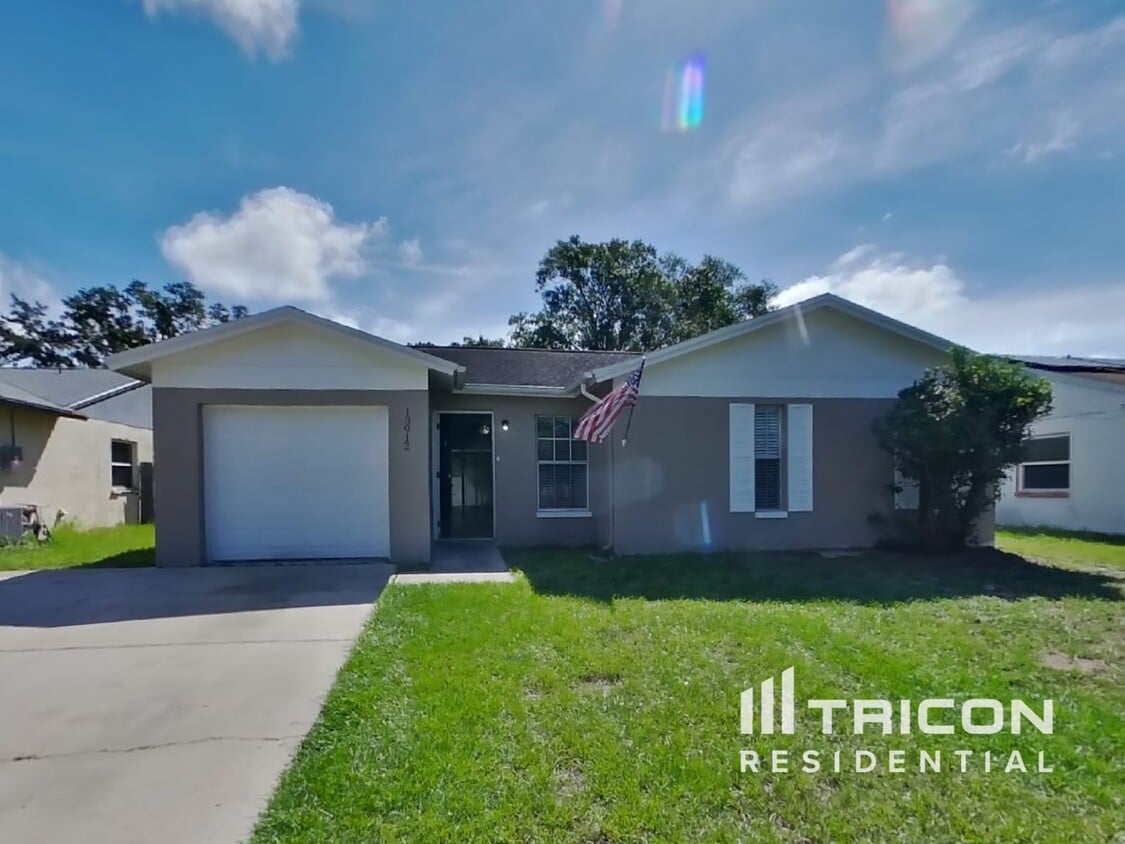 Primary Photo - 13912 Henson Cir