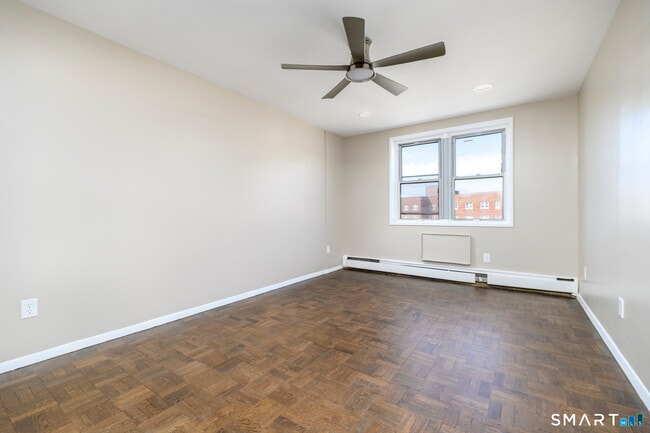 Foto del edificio - 140 Grove St