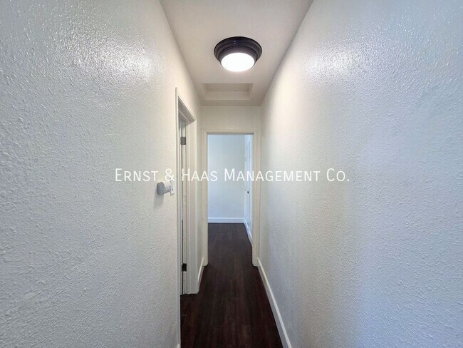 Foto del edificio - 5544 Atlantic Ave