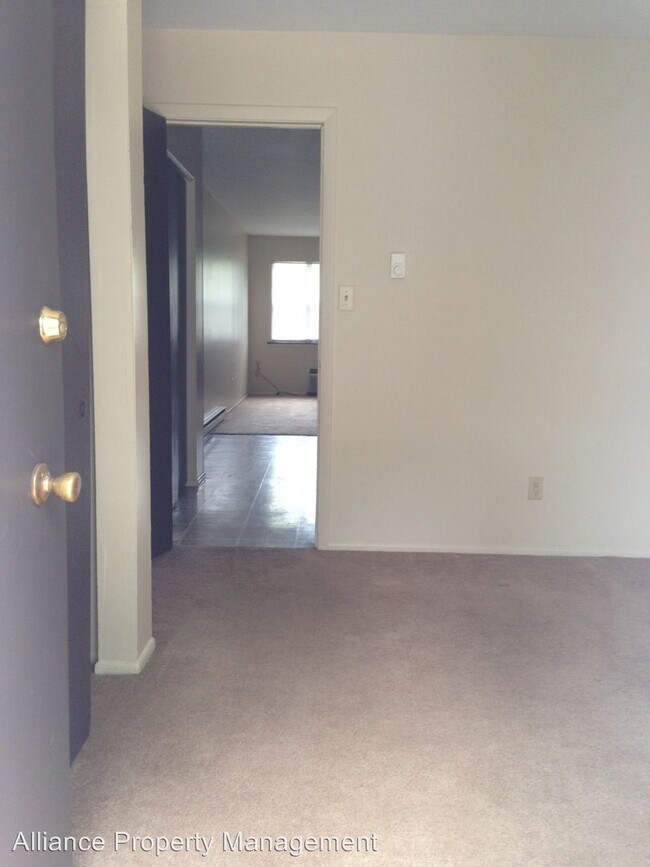 Building Photo - 6326 Nina Dr