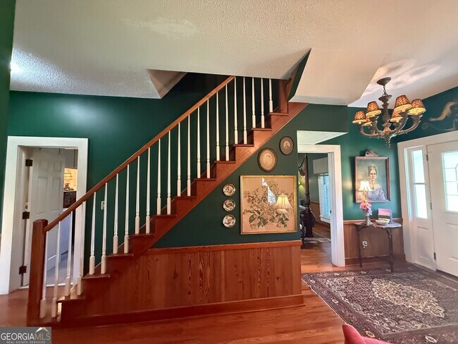 Foto del edificio - 1663 Thompson Ln