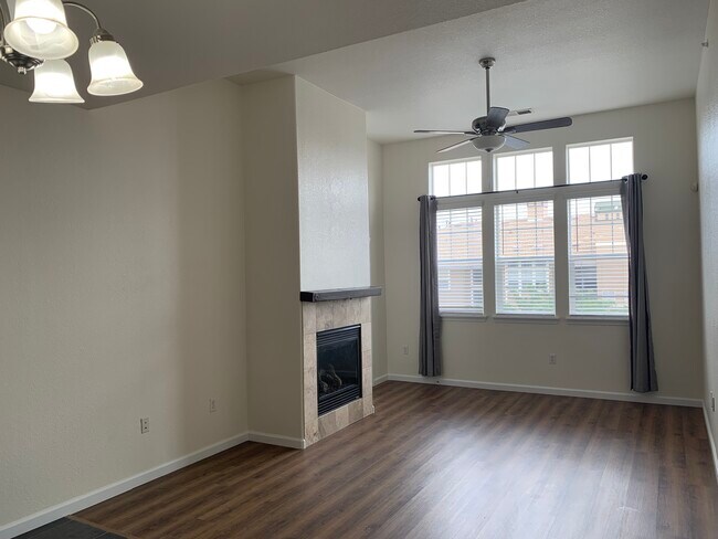 Building Photo - 15460 Canyon Gulch Ln