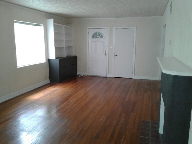 Building Photo - 1513 Ocean Dr