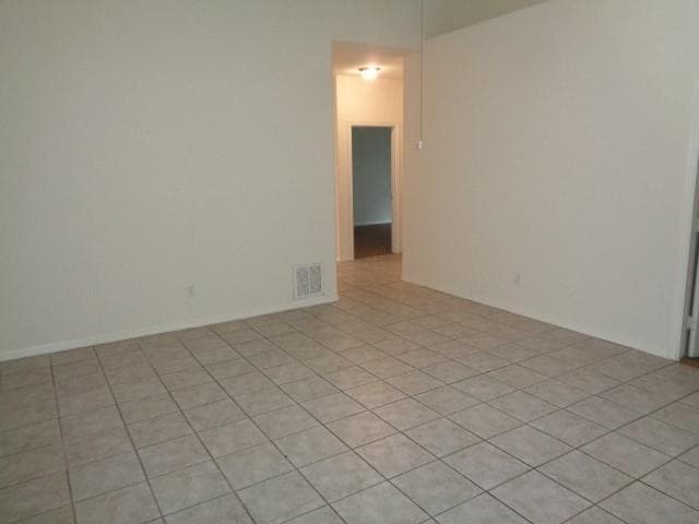 Building Photo - 10222 Berry Hill Ln