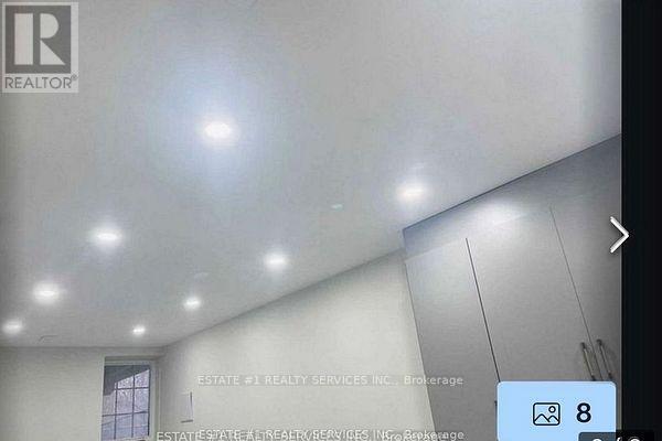 Photo du bâtiment - 32 River Rock Crescent