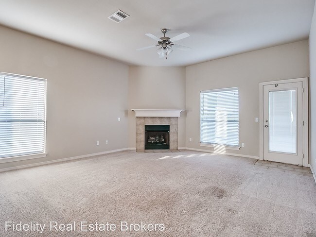 Building Photo - 4 br, 2 bath House - 17717 Spacious Sky Ct