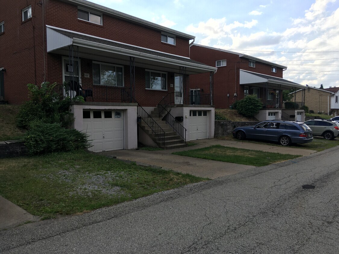 Primary Photo - 118 Malcolm Ave