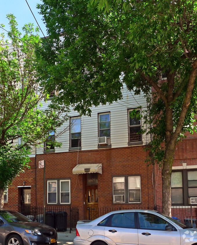 479 Fairview Ave, Ridgewood, NY 11385 Apartments in Ridgewood, NY