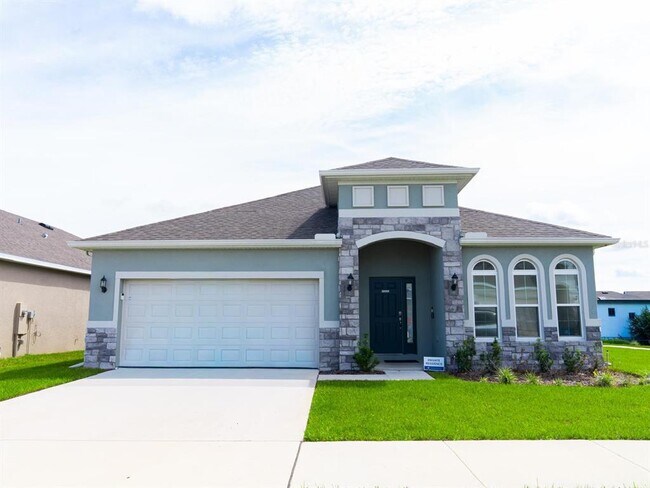 Building Photo - 445 Silver Palm Dr