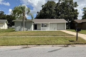 Building Photo - 91827 Sarnow Dr