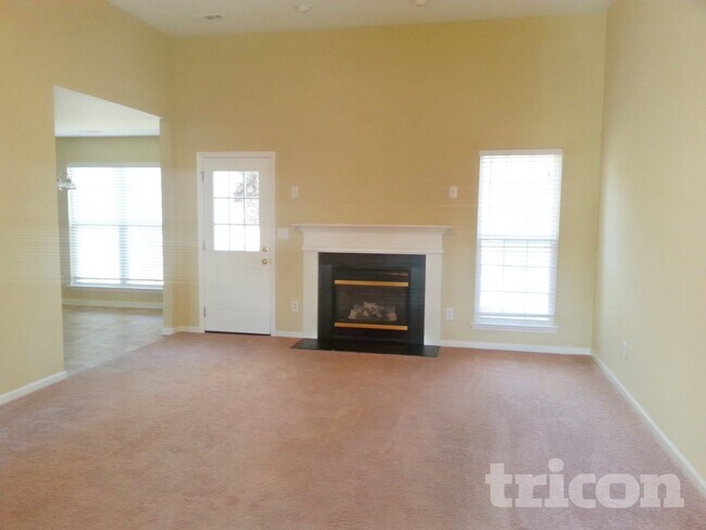 Foto del edificio - 4422 Little Moser Ln