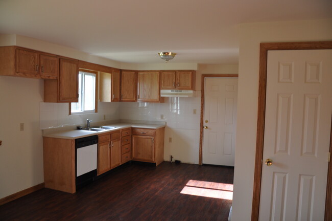 Foto del edificio - 6077 New Taylor Rd