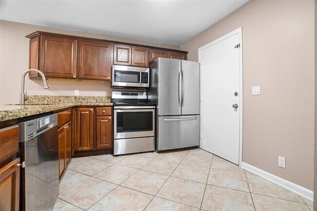 Foto del edificio - 22615 SW 66th Ave