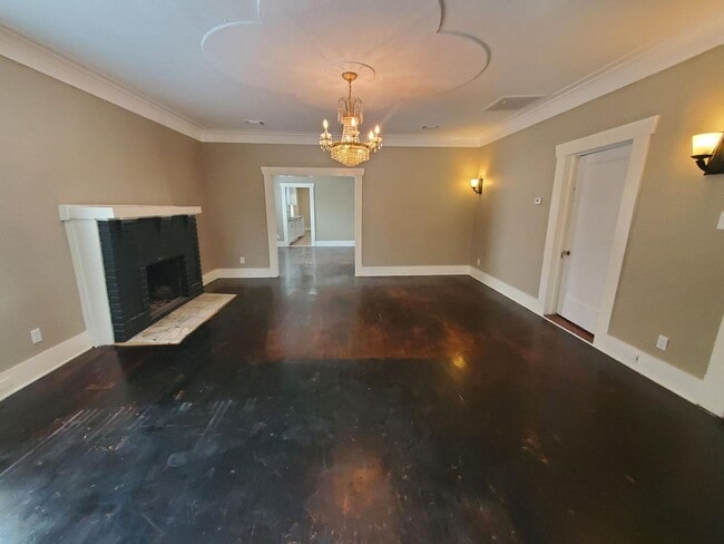 Foto del edificio - 1609 W Magnolia Ave