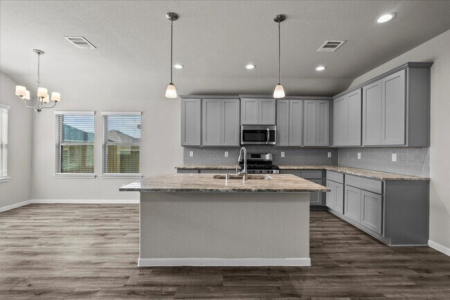 Foto del edificio - 4302 Fenwick Rd
