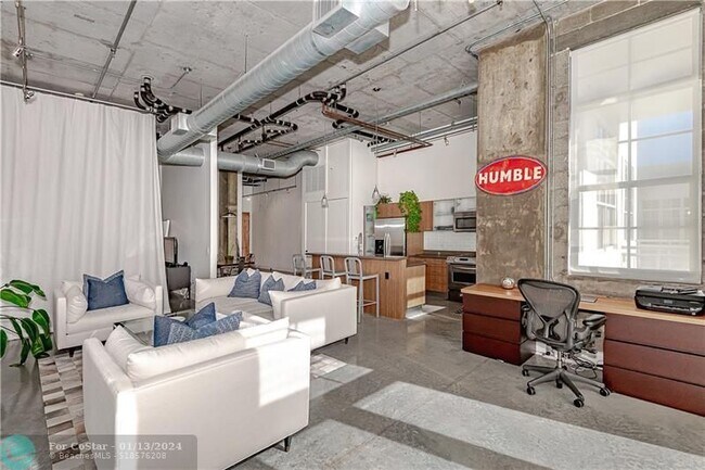Foto del edificio - 434 NW 1st Ave