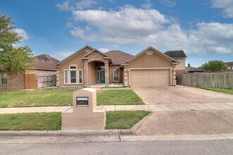 Building Photo - 2614 Wool Dr