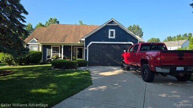 Building Photo - 854 Westbrooke Dr