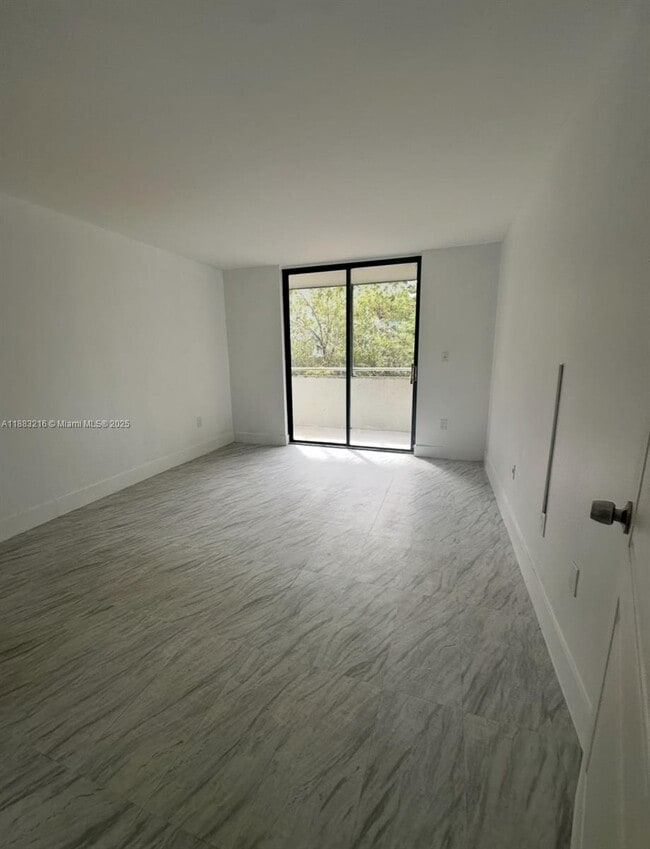 Building Photo - 8275 SW 152nd Ave