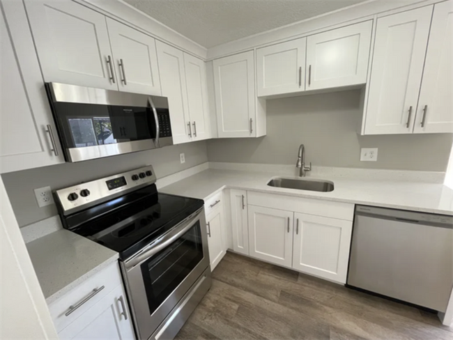 Photo - 945 S 900 W House