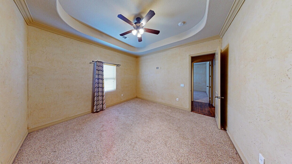 Primary Photo - 2807 Burton AvenueBEDROOM 1E - 716839
