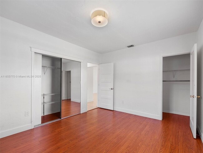 Foto del edificio - 4850 SW 5th Terrace