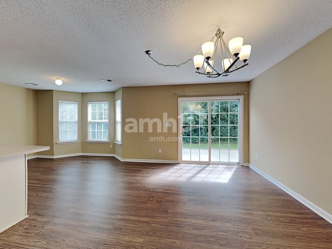 Foto del edificio - 249 Rivers Edge Drive