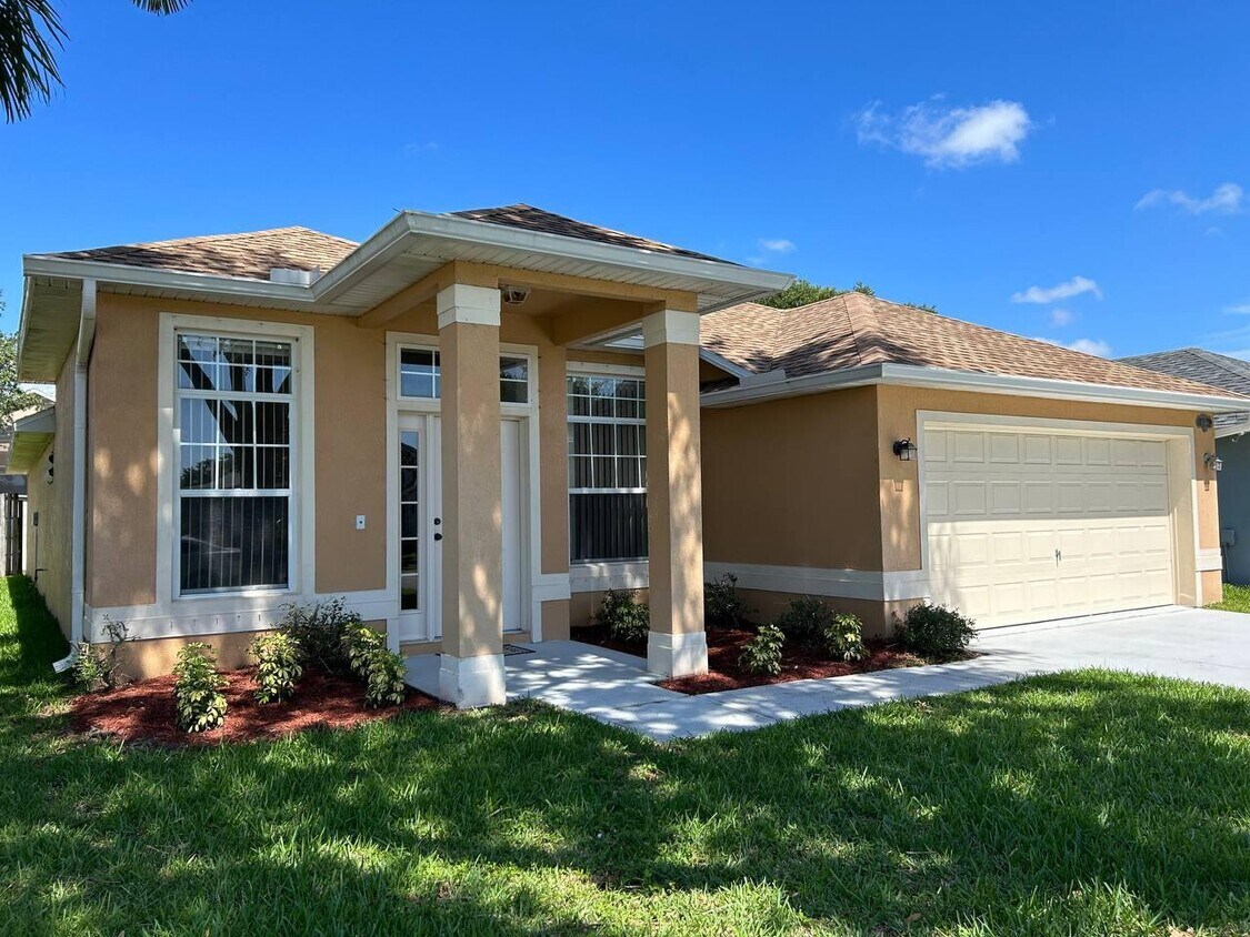 1094 Sedgewood Cir, Melbourne, FL 32904 House Rental in Melbourne, FL