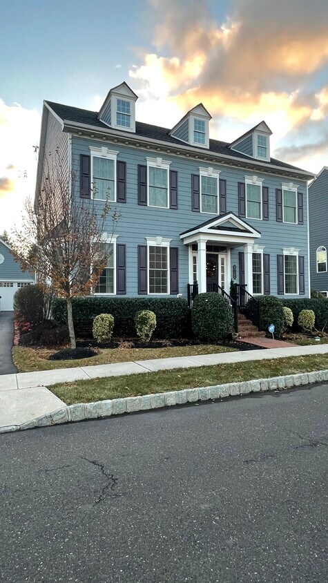 Foto principal - 4722 Plough Tavern Rd