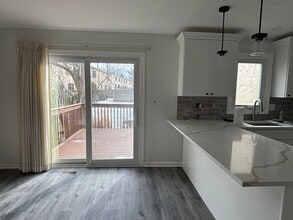 Building Photo - 21 Teaberry Dr