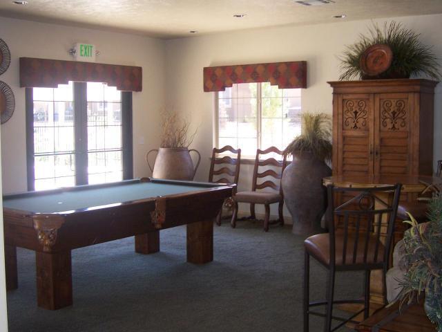 Foto del edificio - 3155 S Hidden Valley Dr