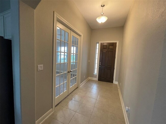 Building Photo - 369 Founders Ridge