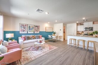 Building Photo - 4966 Fern Mesa Ave