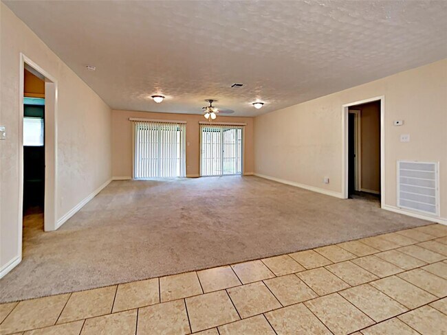 Foto del edificio - 23123 Earlmist Dr