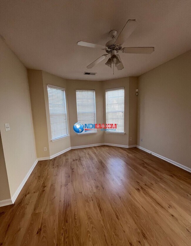 Foto del edificio - Nice townhome in Jonesboro