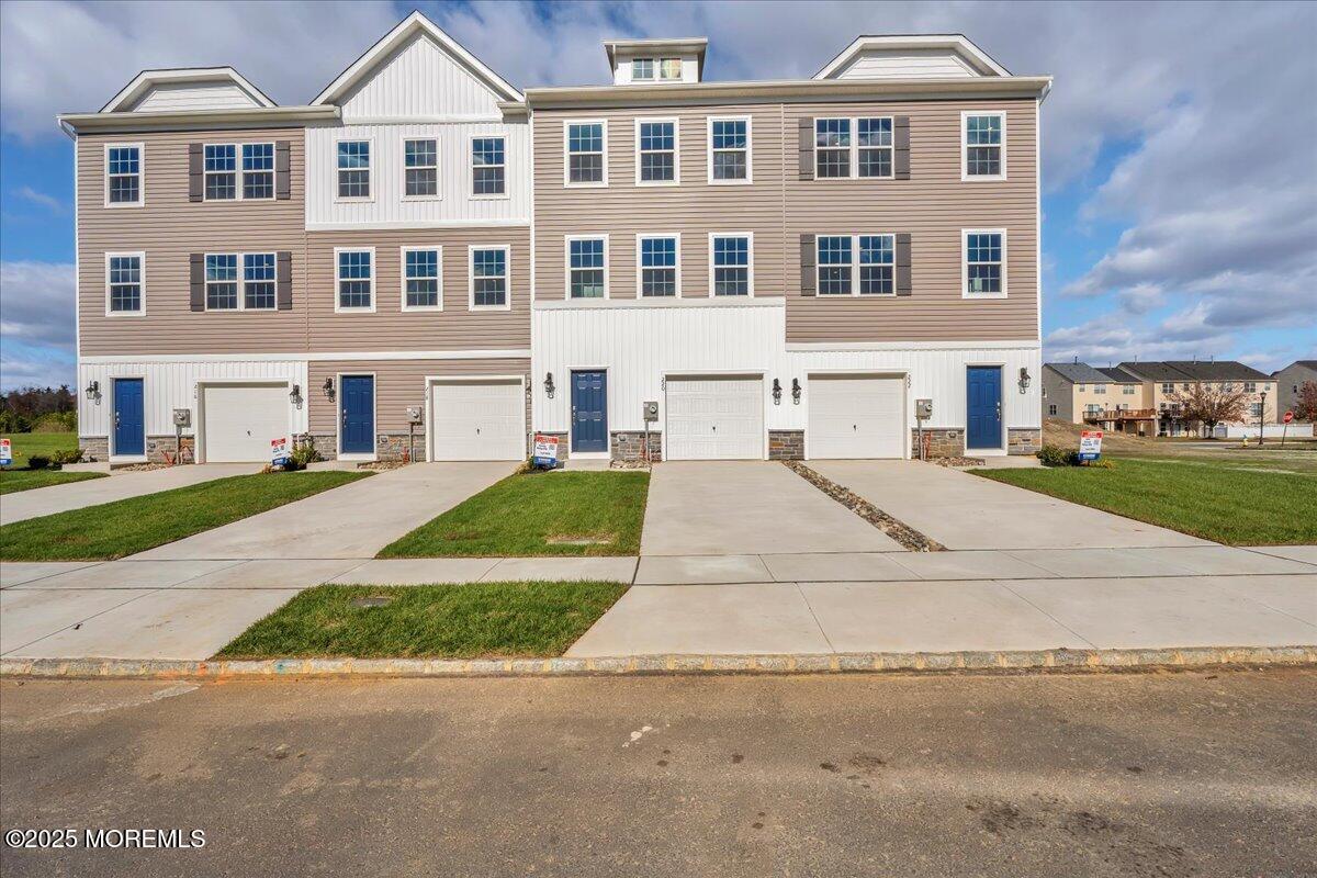 Foto principal - 220 Sandy Rdg Rd