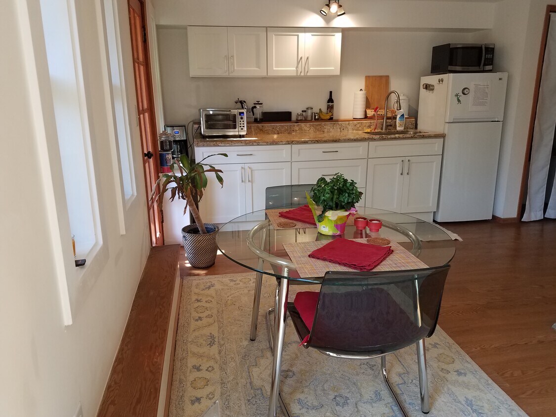 2939 Irving St Unit Large Furnished Studio, San Francisco, CA 94122 - 2939 Irving  St San Francisco, CA 94122 | Apartments.com