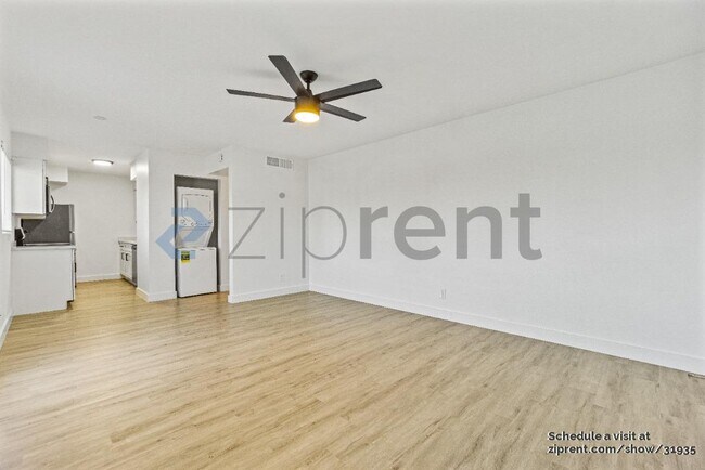 Foto del edificio - 908 E Claremont St