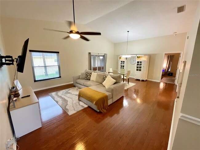 Building Photo - 6930 Bandura Ave