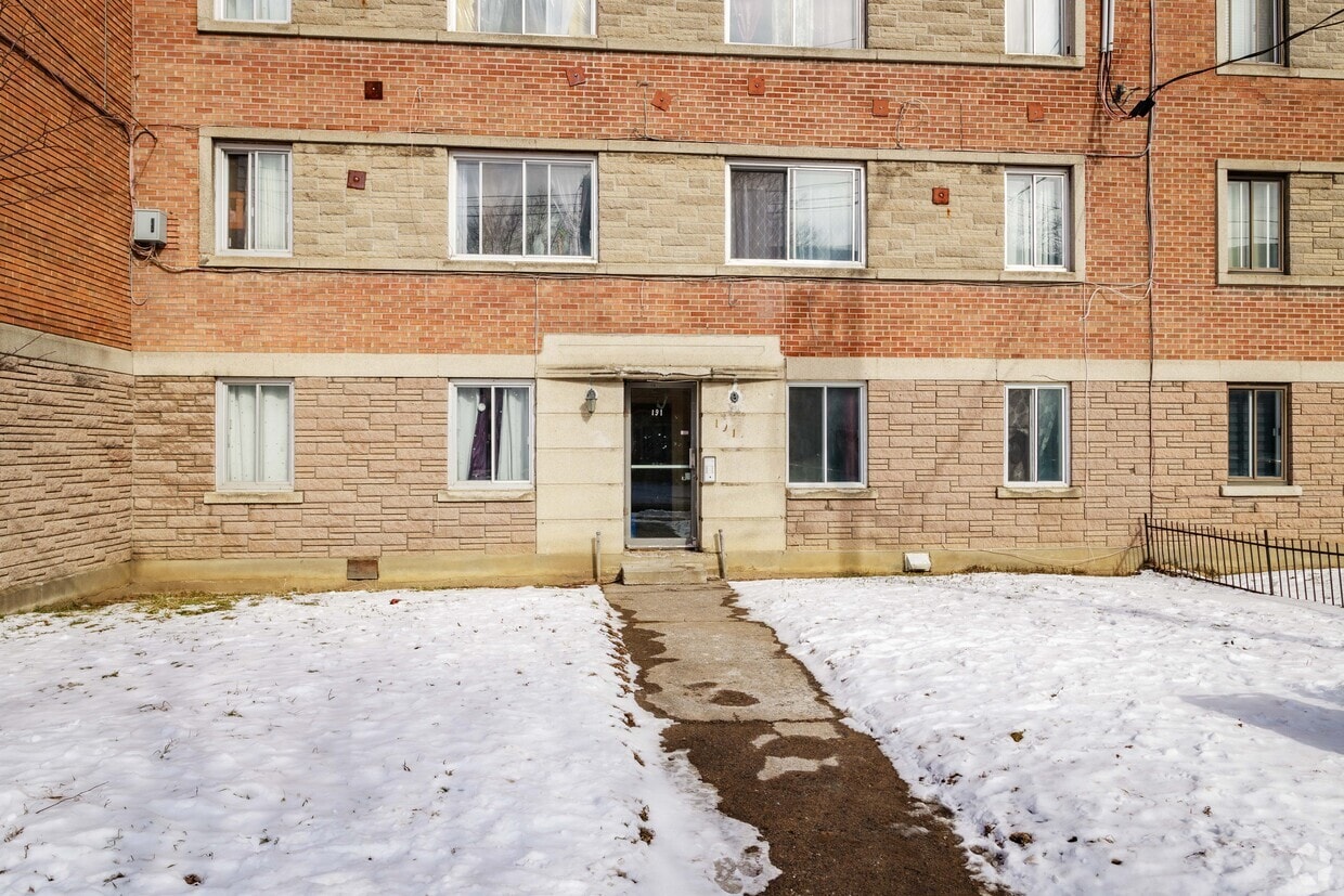 Building Photo - 191 Av Windsor