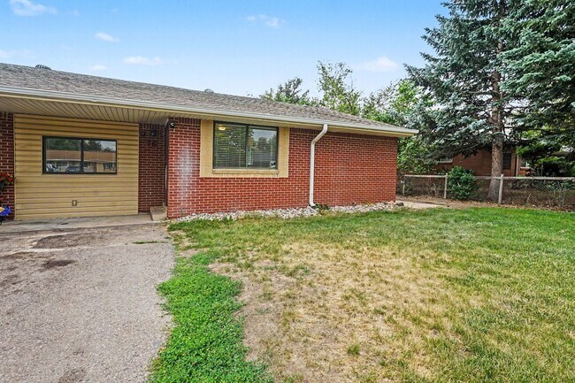 Foto del edificio - 76 Newland Ct